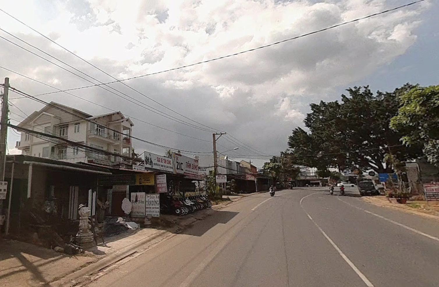 Nhà mặt tiền Trần Phú