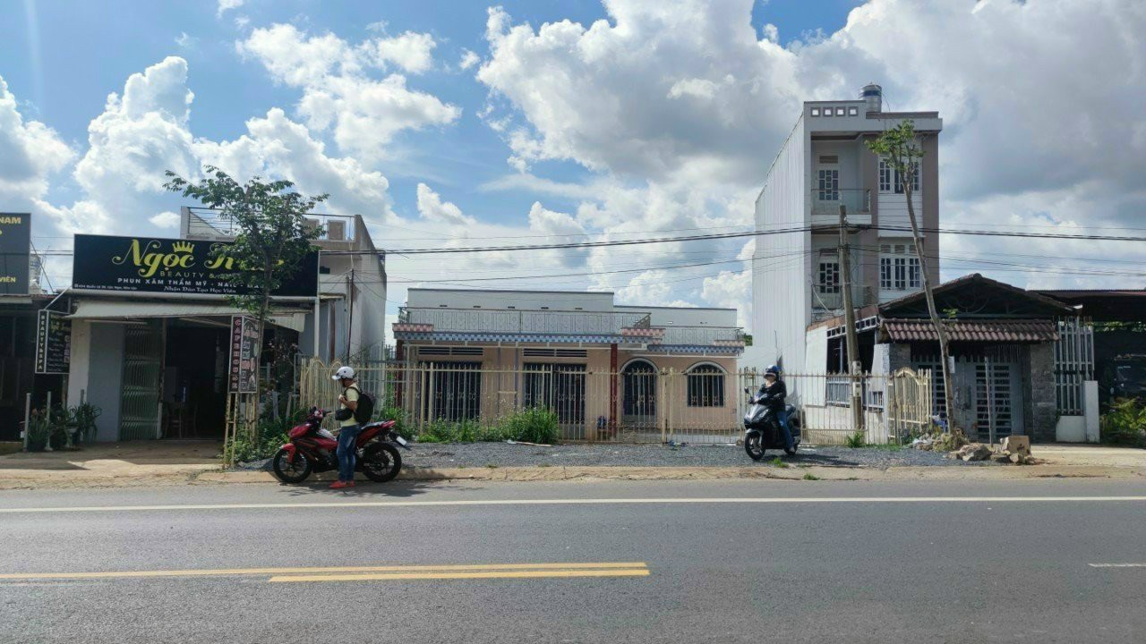 Nhà cấp 4 mặt tiền Trần Phú